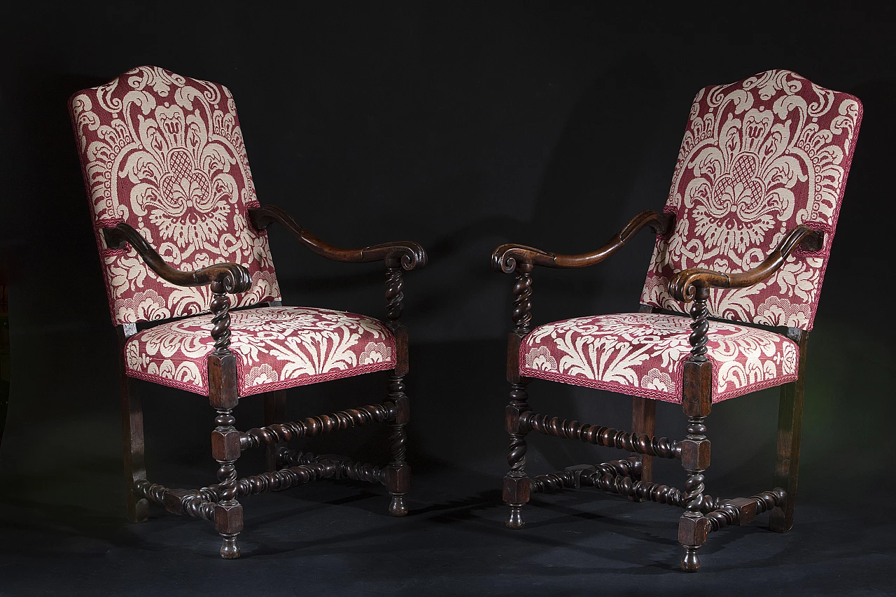 6 Walnut spool armchairs, 17th century 1